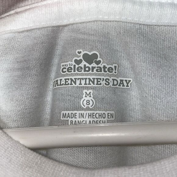 Child’s T-shirt - Picture 5 of 8